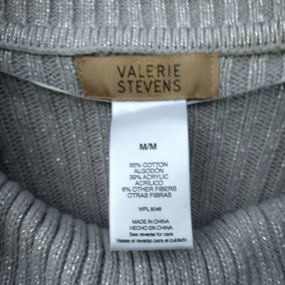 SOLD !!  🆕💥 Designer Valerie Stevens Silver MTLC Sweater NWT Medium - Picture 7 of 12